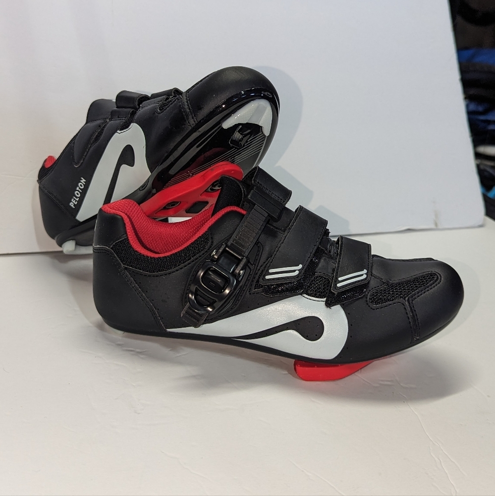 Peloton cycling shoes